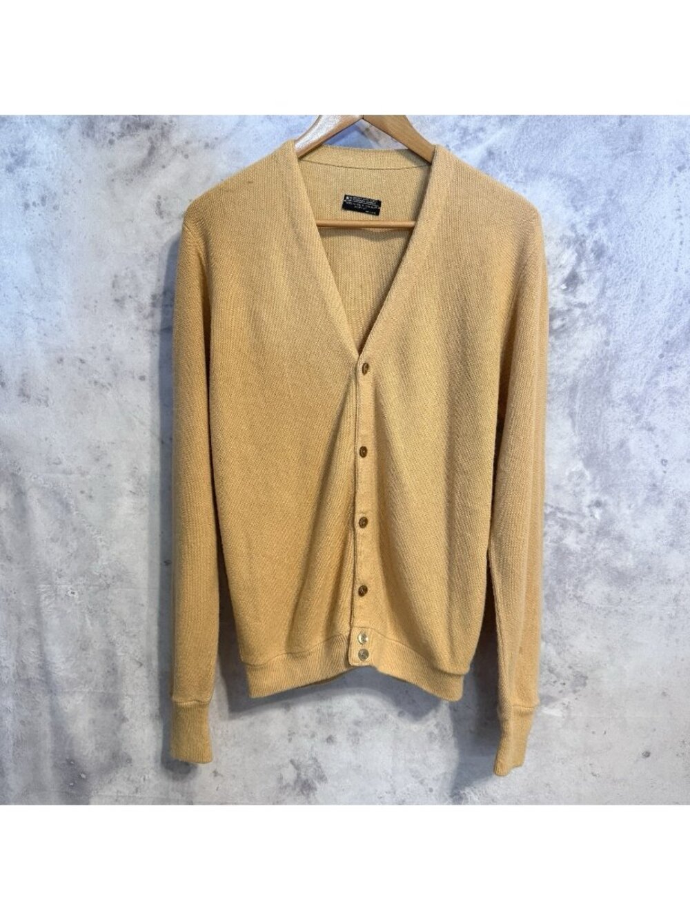 Vintage JP Penney Knit Cardigan Sweater Mens Beige Virgin Orlon Acrylic 70s 80s